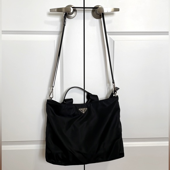 Prada nylon tote bag - Picture 3 of 16